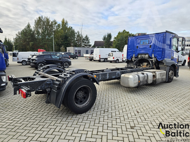 Mercedes-Benz Actros 1843 - Вантажівка шасі: фото 4 Mercedes-Benz Actros 1843 - Вантажівка шасі: фото 4