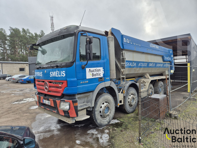 Mercedes-Benz Actros 4448 - Самоскид вантажівка: фото 2 Mercedes-Benz Actros 4448 - Самоскид вантажівка: фото 2