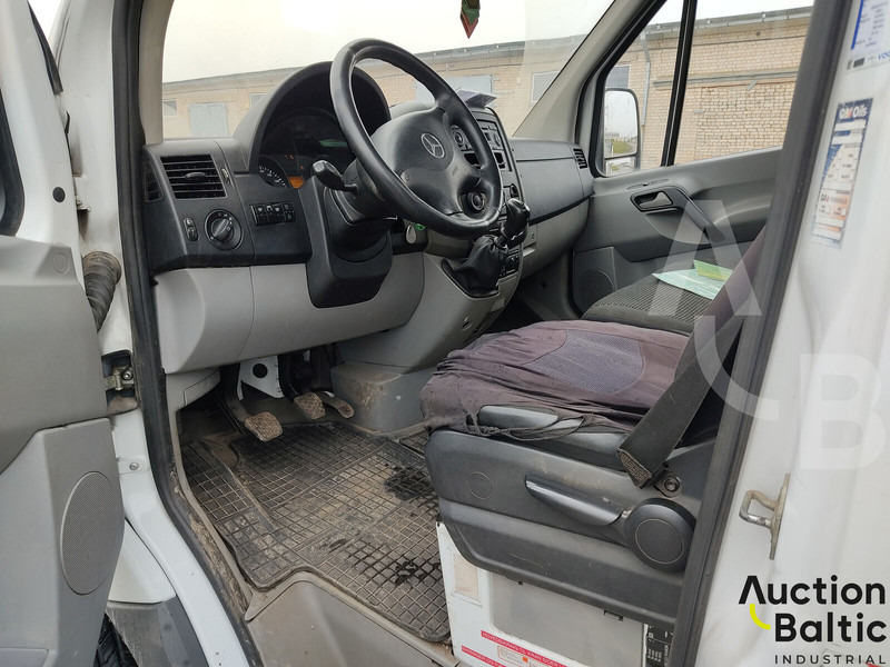 Mercedes-Benz Sprinter 515 CDI - Бортова вантажівка/ Платформа, Вантажівка з маніпулятором: фото 5 Mercedes-Benz Sprinter 515 CDI - Бортова вантажівка/ Платформа, Вантажівка з маніпулятором: фото 5