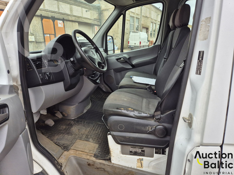 Mercedes-Benz Sprinter - Тентований фургон: фото 5 Mercedes-Benz Sprinter - Тентований фургон: фото 5