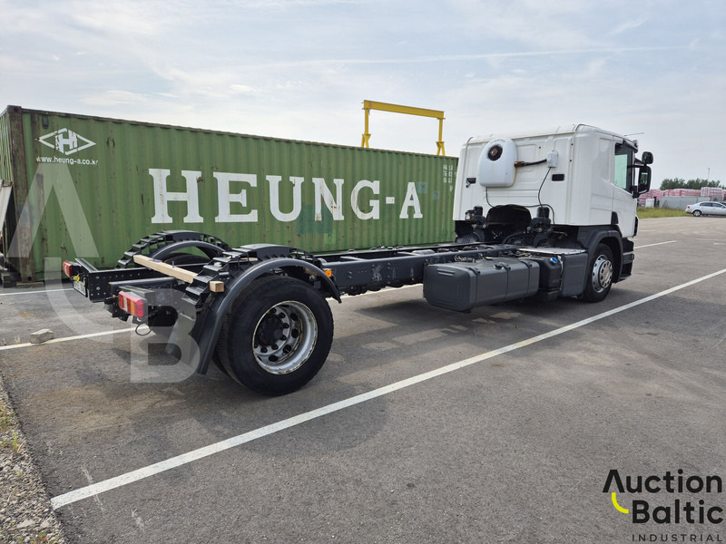 Scania P 450 - Вантажівка шасі: фото 3 Scania P 450 - Вантажівка шасі: фото 3