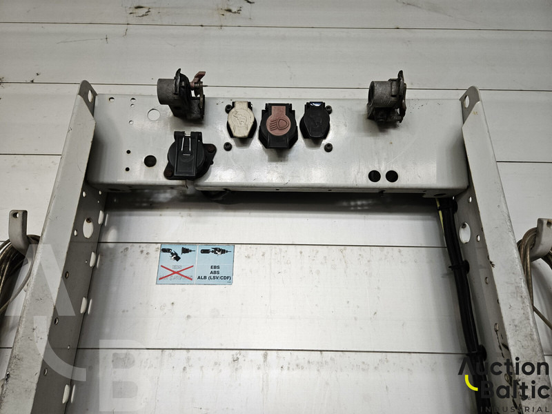 Schmitz Cargobull SCS 24 - Тентований напівпричіп: фото 3 Schmitz Cargobull SCS 24 - Тентований напівпричіп: фото 3