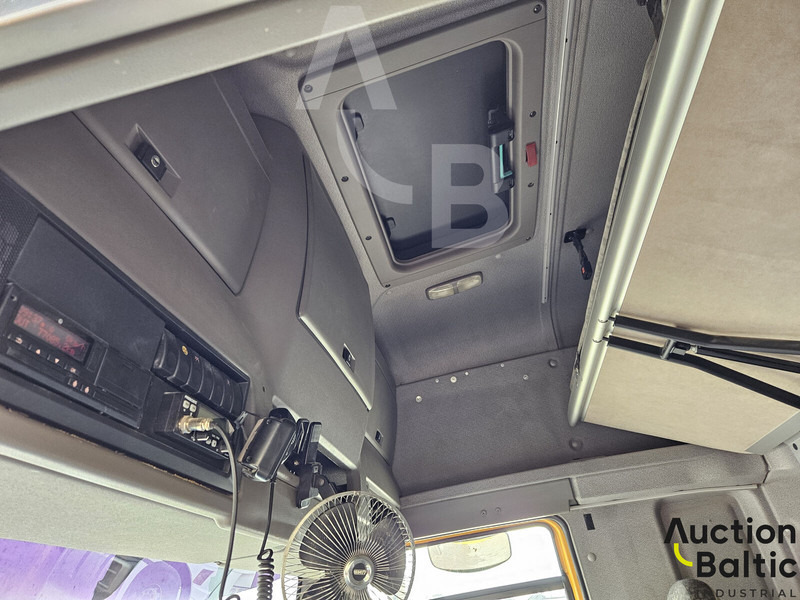 Тягач DAF FT CF85: фото 7