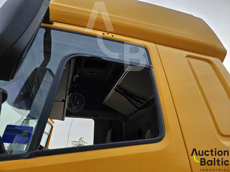 Тягач DAF FT CF85: фото 9