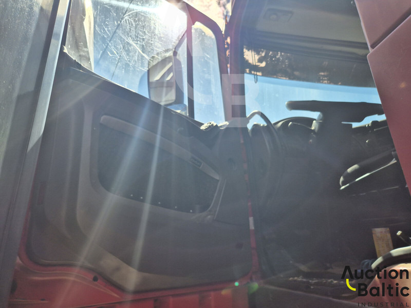 DAF FT XF105.460 - Тягач: фото 4 DAF FT XF105.460 - Тягач: фото 4