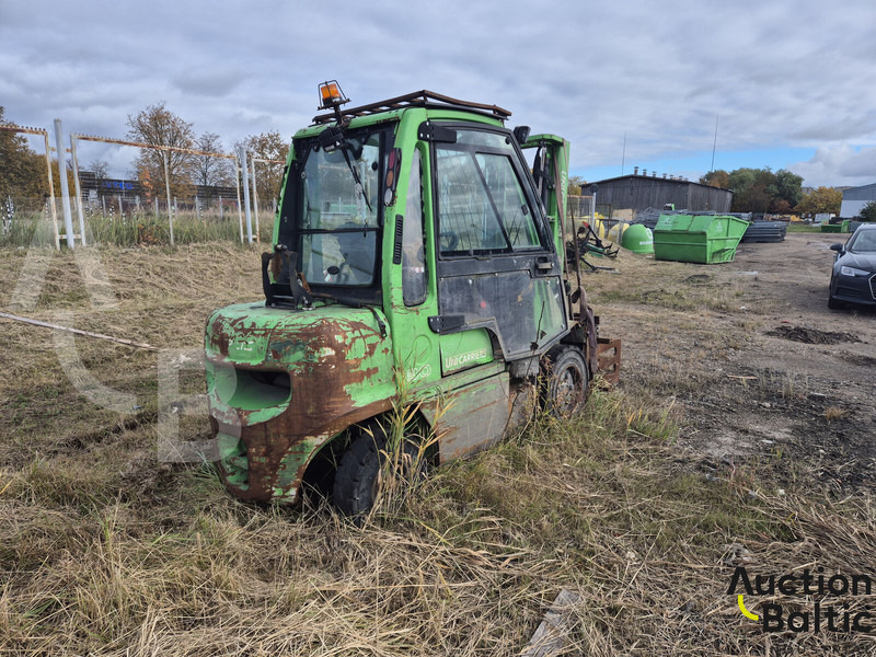 UniCarriers 30 - Дизельний навантажувач: фото 4 UniCarriers 30 - Дизельний навантажувач: фото 4