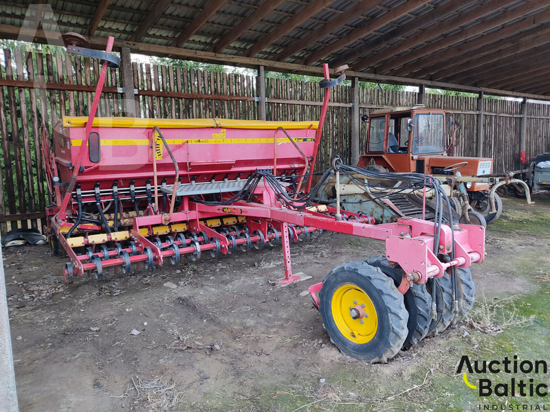 Vaderstad Rapid400C - Посівна техніка: фото 1 Vaderstad Rapid400C - Посівна техніка: фото 1