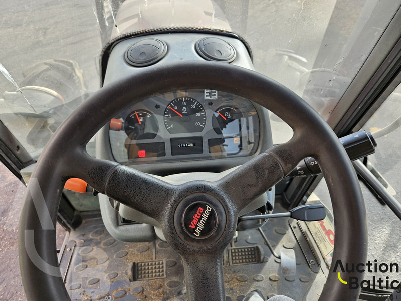 Трактор Valtra A 93H: фото 8