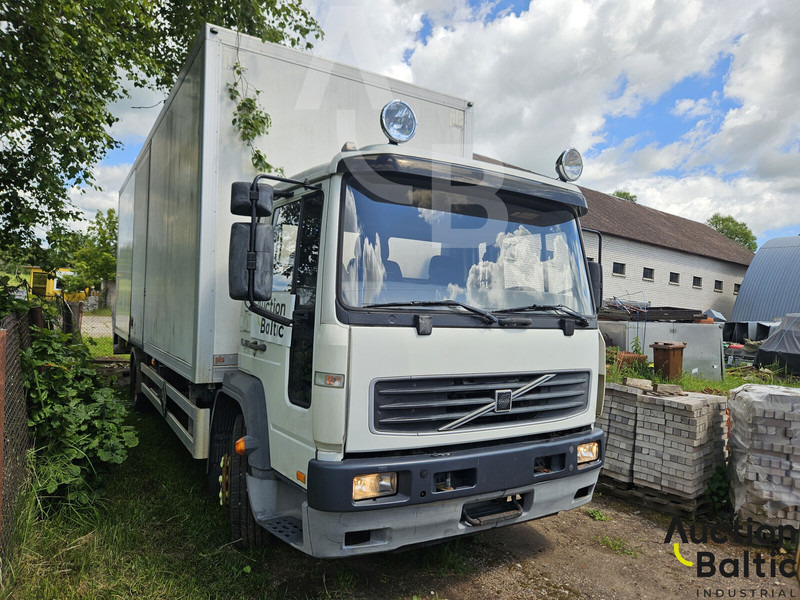 Volvo FL615 - Вантажівка з закритим кузовом: фото 2 Volvo FL615 - Вантажівка з закритим кузовом: фото 2