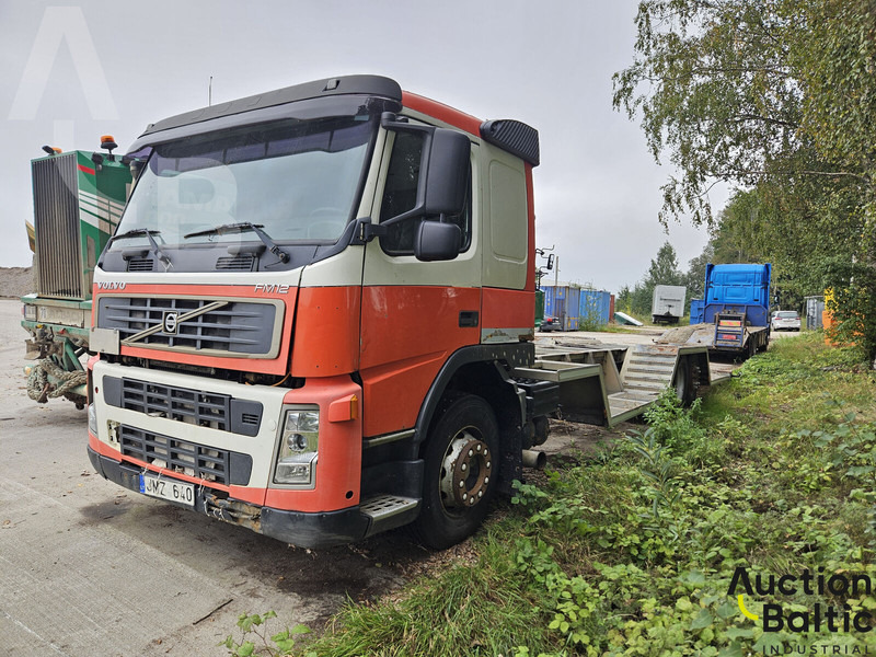 Volvo FM12 - Автовоз вантажівка: фото 2 Volvo FM12 - Автовоз вантажівка: фото 2