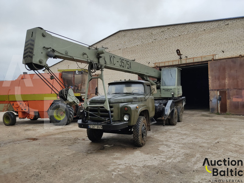 ZIL 133 - Всюдихідний кран: фото 1 ZIL 133 - Всюдихідний кран: фото 1