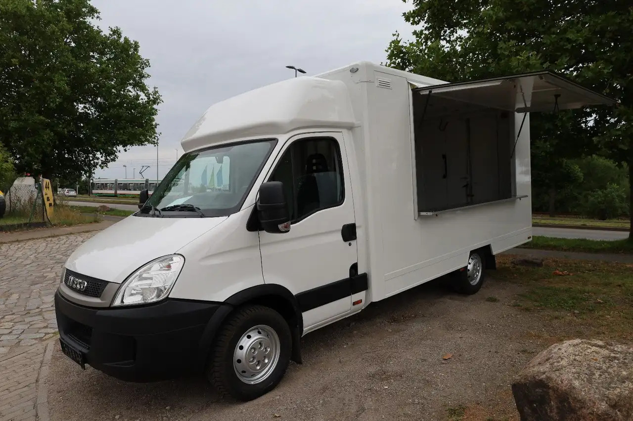 Iveco C30C/ FOODTRUCK/ Daily - Торговий вантажівка: фото 4 Iveco C30C/ FOODTRUCK/ Daily - Торговий вантажівка: фото 4