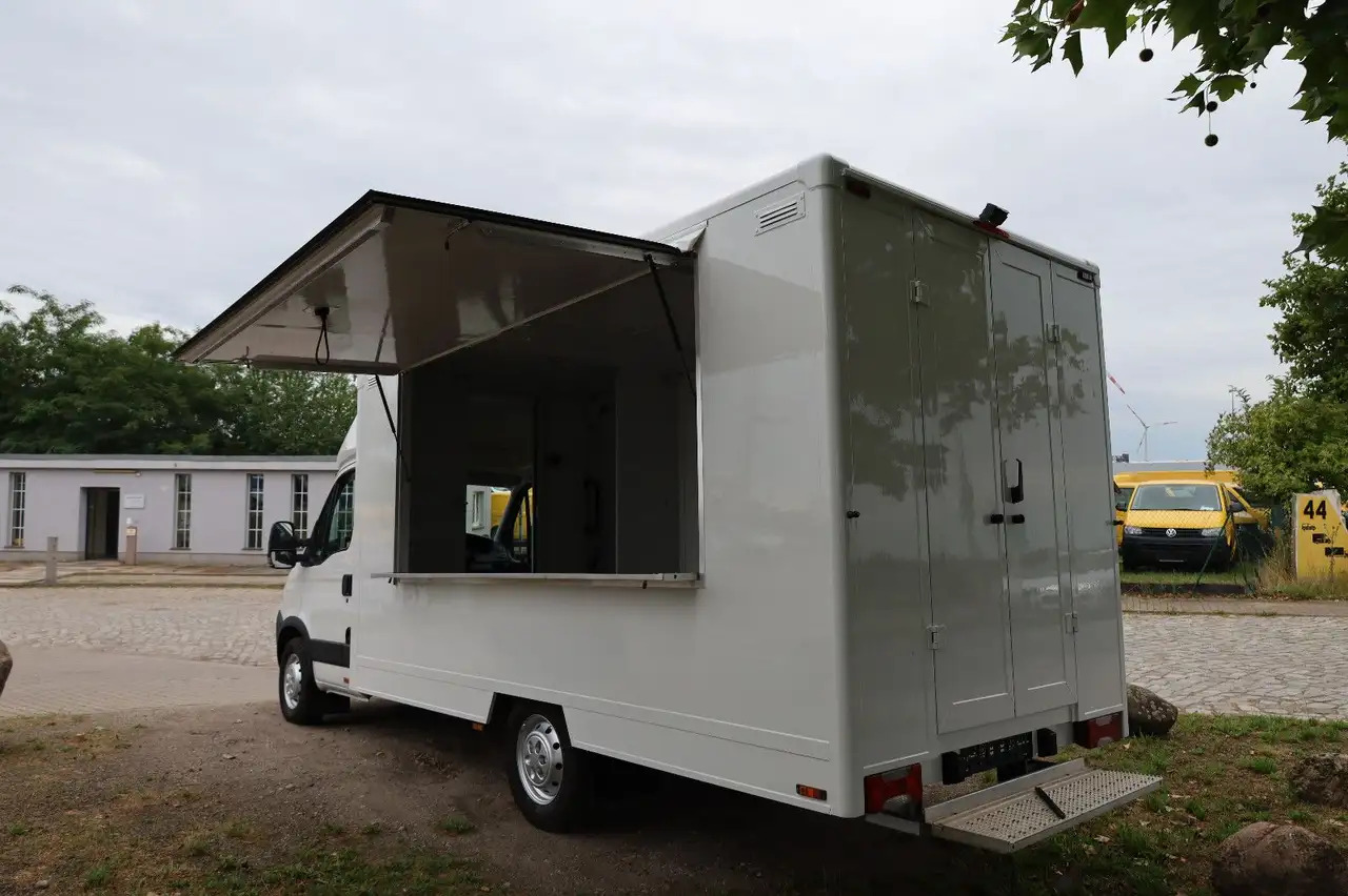 Iveco C30C/ FOODTRUCK/ Daily - Торговий вантажівка: фото 3 Iveco C30C/ FOODTRUCK/ Daily - Торговий вантажівка: фото 3