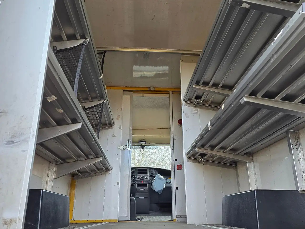 Фургон з закритим кузовом Iveco Daily/ Regalsystem/Luftfeder/KURZ/1. Hand: фото 7