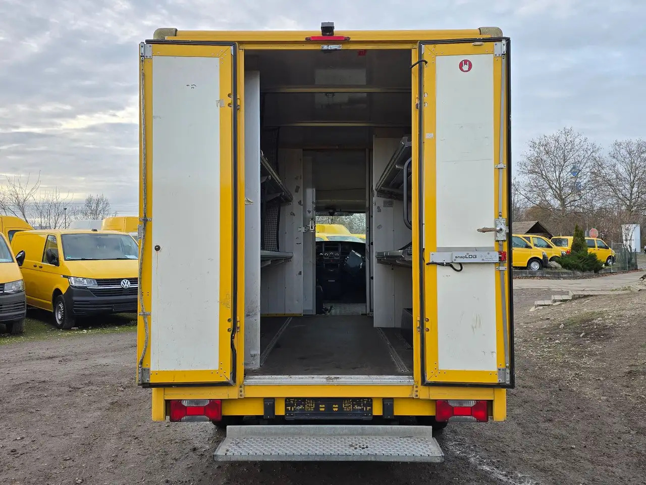 Фургон з закритим кузовом Iveco Daily/ Regalsystem/Luftfeder/KURZ/1. Hand: фото 6