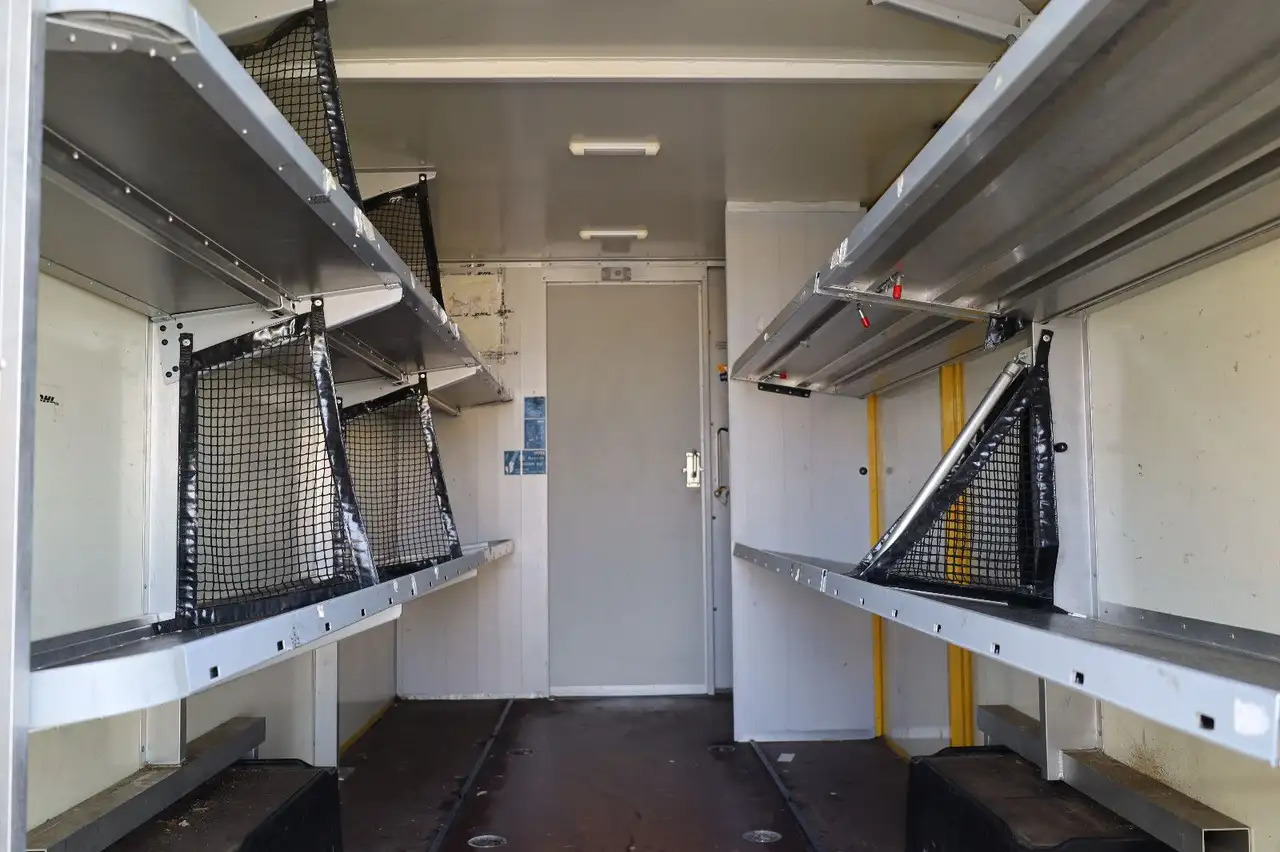 Фургон з закритим кузовом Mercedes-Benz Sprinter/Koffer/Regalsystem/ EU5/ 1. Hand: фото 16