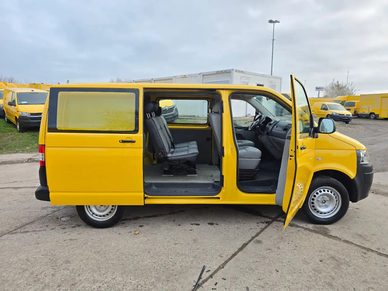 Volkswagen T5 Transporter/ 2.0 TDI/EU5/1.Hand/5-Sitze - Суцільнометалевий фургон: фото 1 Volkswagen T5 Transporter/ 2.0 TDI/EU5/1.Hand/5-Sitze - Суцільнометалевий фургон: фото 1