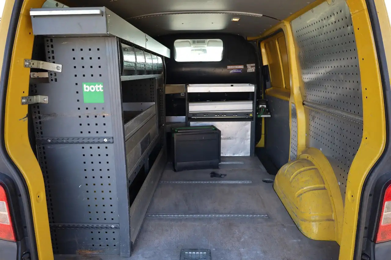 Суцільнометалевий фургон Volkswagen T5 Transporter/ 2.0 TDI/EU5/Werkstatt: фото 9 Суцільнометалевий фургон Volkswagen T5 Transporter/ 2.0 TDI/EU5/Werkstatt: фото 9