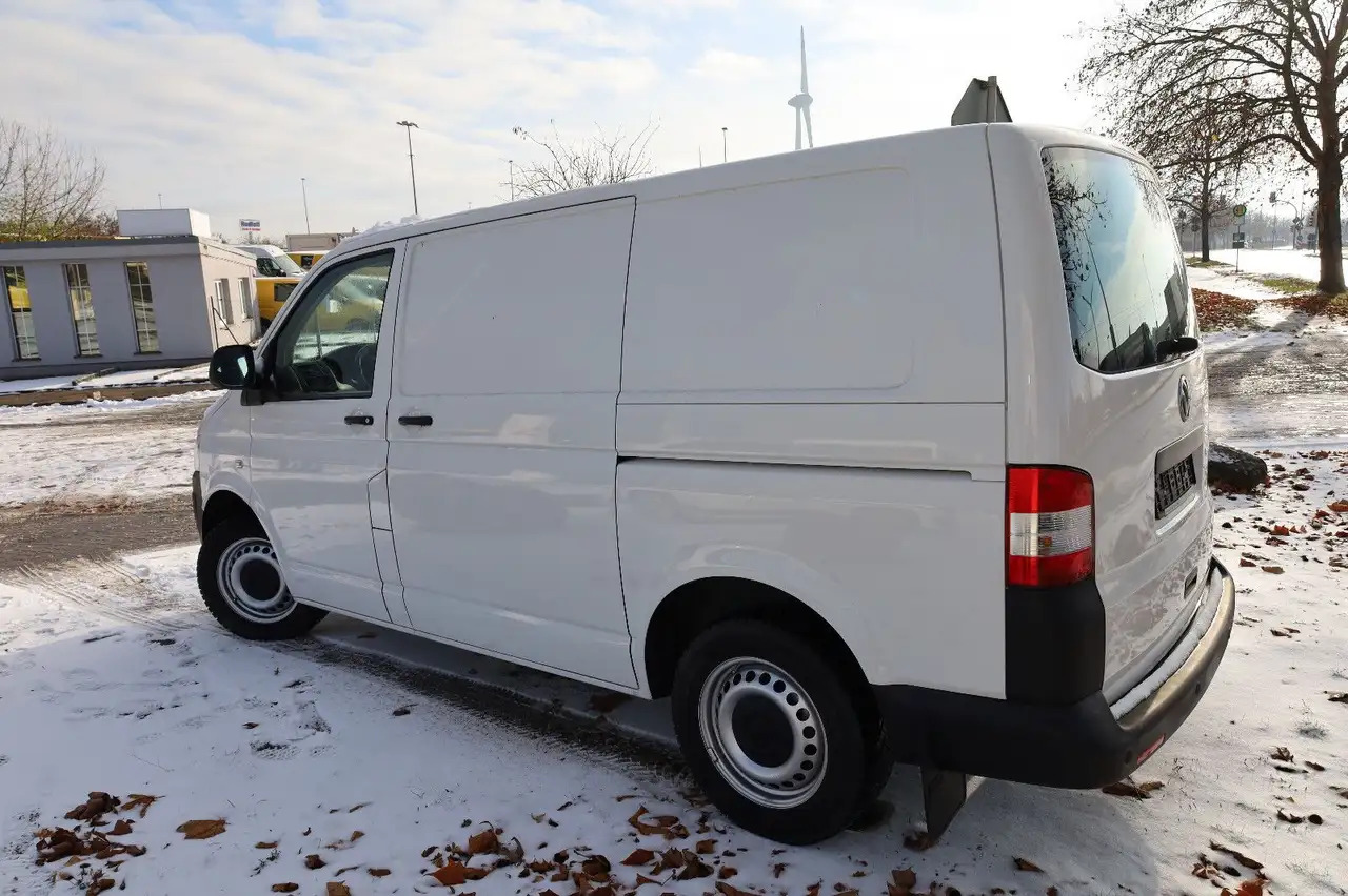 Volkswagen T5 Transporter Kasten-Kombi 2.0 TDI/EU5/1.Hand - Суцільнометалевий фургон: фото 3 Volkswagen T5 Transporter Kasten-Kombi 2.0 TDI/EU5/1.Hand - Суцільнометалевий фургон: фото 3