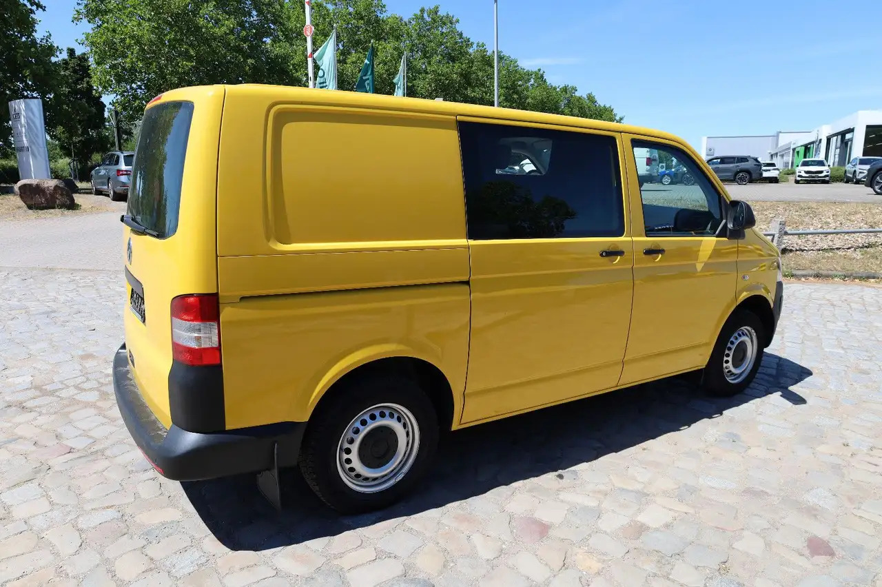 Volkswagen T5 Transporter Kasten-Kombi 2.0 TDI/EU5 - Легковий автомобіль: фото 3 Volkswagen T5 Transporter Kasten-Kombi 2.0 TDI/EU5 - Легковий автомобіль: фото 3