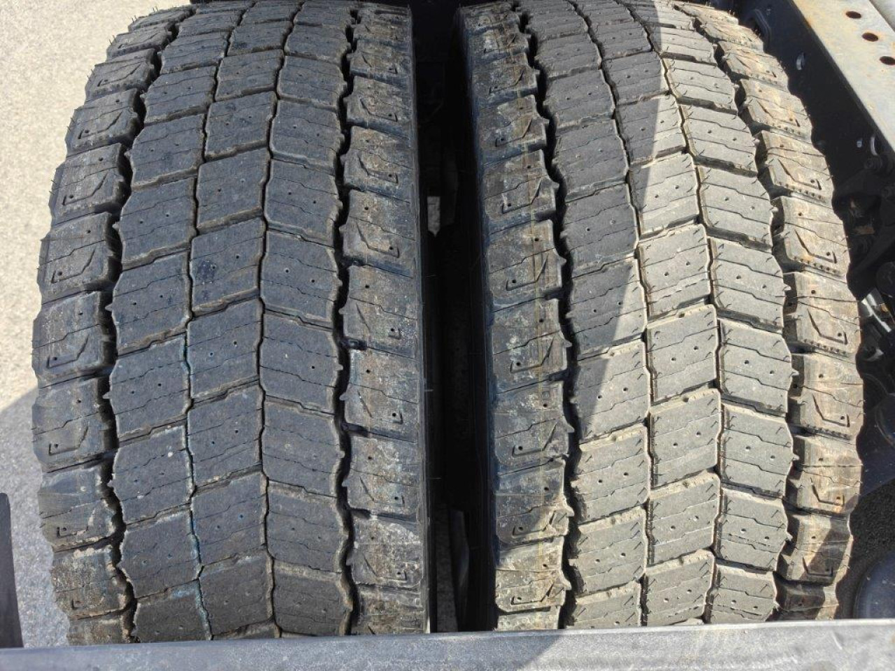 IVECO S-Way AS440S46T/P2LNG Euro6 Intarder Klima - Тягач: фото 4 IVECO S-Way AS440S46T/P2LNG Euro6 Intarder Klima - Тягач: фото 4