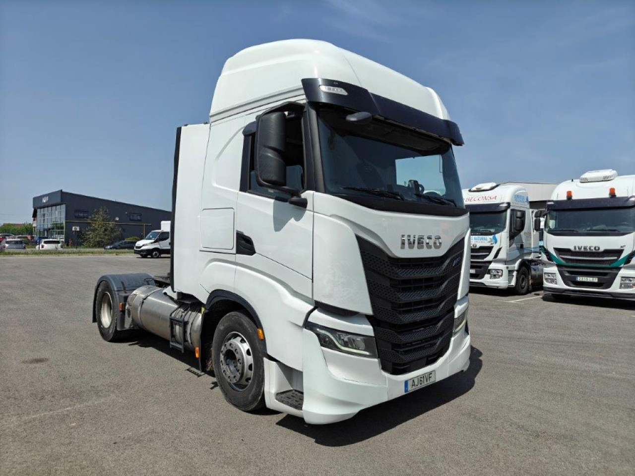 IVECO S-Way AS440S46T/P2LNG Euro6 Intarder Klima - Тягач: фото 1 IVECO S-Way AS440S46T/P2LNG Euro6 Intarder Klima - Тягач: фото 1
