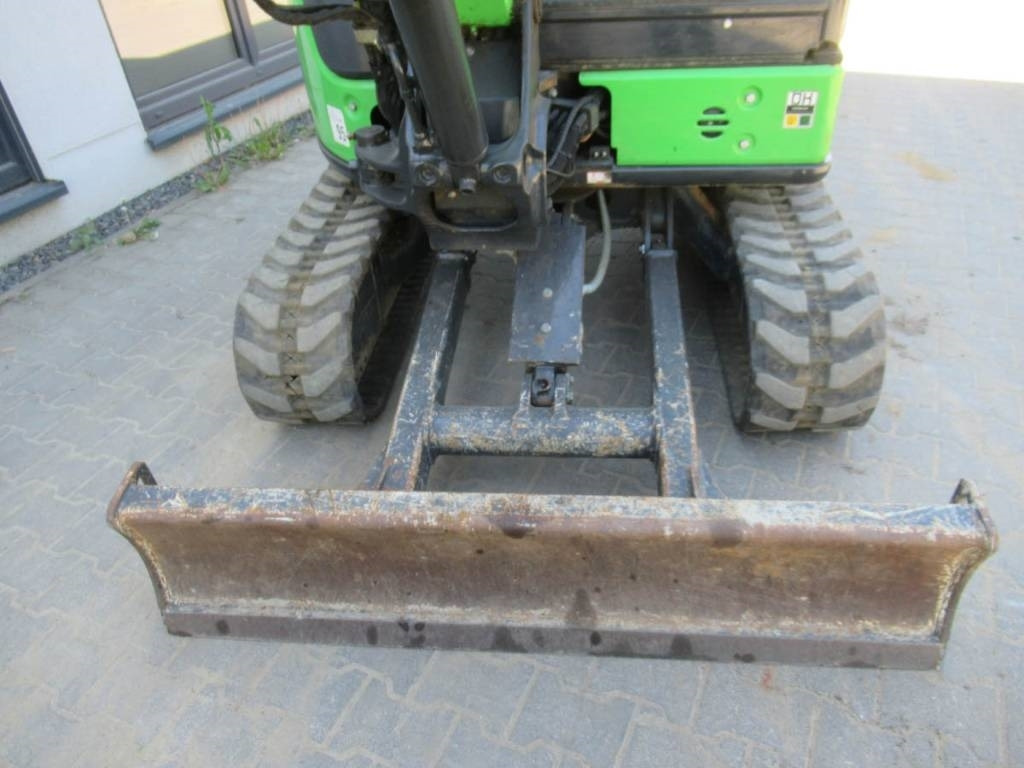 Hitachi ZX33U-6 Powertilt / Klima - Міні-екскаватор: фото 5 Hitachi ZX33U-6 Powertilt / Klima - Міні-екскаватор: фото 5