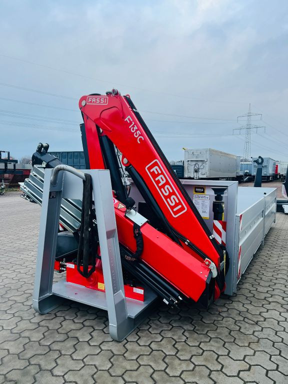 Abrollcontainer Container Kran Fassi F135 - Контейнеровоз/ Змінний кузов напівпричіп: фото 3 Abrollcontainer Container Kran Fassi F135 - Контейнеровоз/ Змінний кузов напівпричіп: фото 3