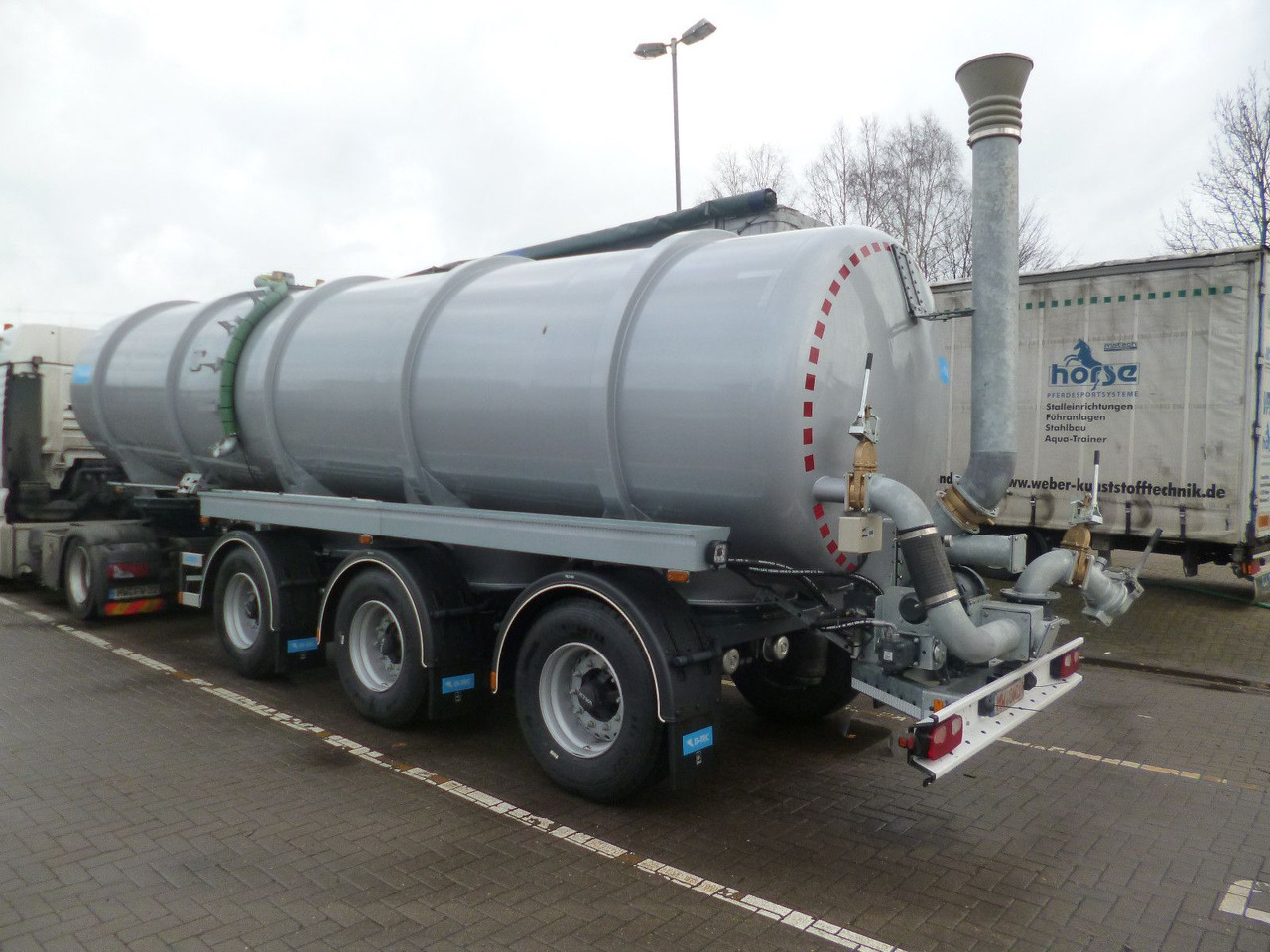 D-TEC TANKTRAILER FV2011-20-R295 D-TEC Gülletanker FV2011 Zwangslenkung - Напівпричіп цистерна: фото 3 D-TEC TANKTRAILER FV2011-20-R295 D-TEC Gülletanker FV2011 Zwangslenkung - Напівпричіп цистерна: фото 3