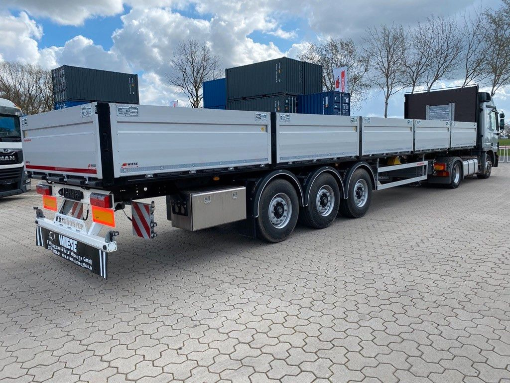 Kässbohrer Bordwandauflieger Twistlocks - Бортовий напівпричіп/ Платформа: фото 3 Kässbohrer Bordwandauflieger Twistlocks - Бортовий напівпричіп/ Платформа: фото 3