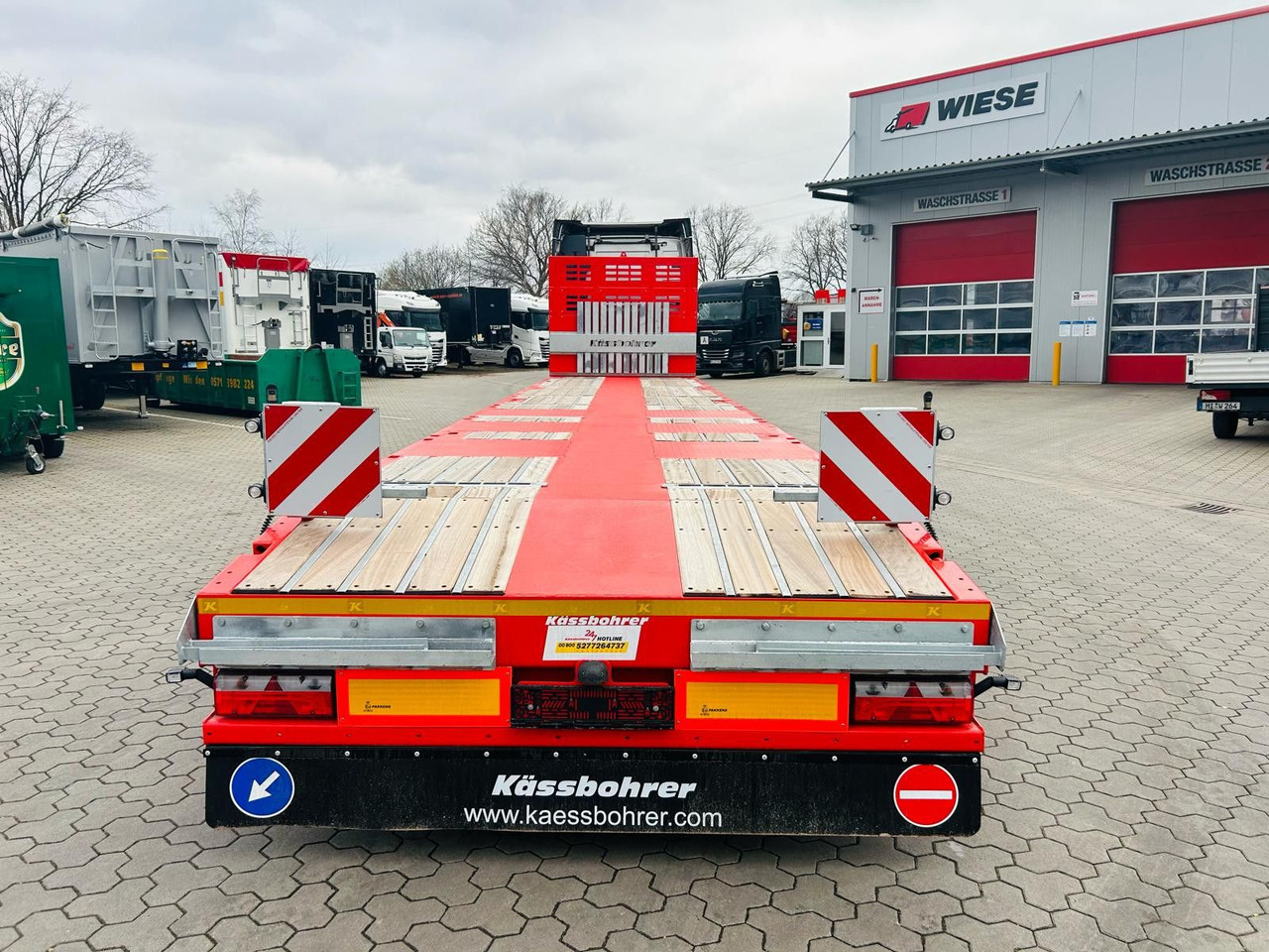 Kässbohrer SPS Mega Schwerlast Plattform Lenkachse - Бортовий напівпричіп/ Платформа: фото 5 Kässbohrer SPS Mega Schwerlast Plattform Lenkachse - Бортовий напівпричіп/ Платформа: фото 5