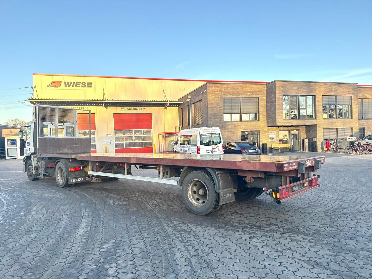 Koester 1-Achs Plattform Auflieger - Бортовий напівпричіп/ Платформа: фото 1 Koester 1-Achs Plattform Auflieger - Бортовий напівпричіп/ Платформа: фото 1