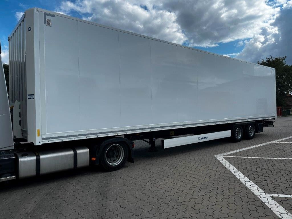 Krone SZK 18 Koffer Event Mega-Koffer 2.900 mm Höhe - Закритий кузов напівпричіп: фото 2 Krone SZK 18 Koffer Event Mega-Koffer 2.900 mm Höhe - Закритий кузов напівпричіп: фото 2