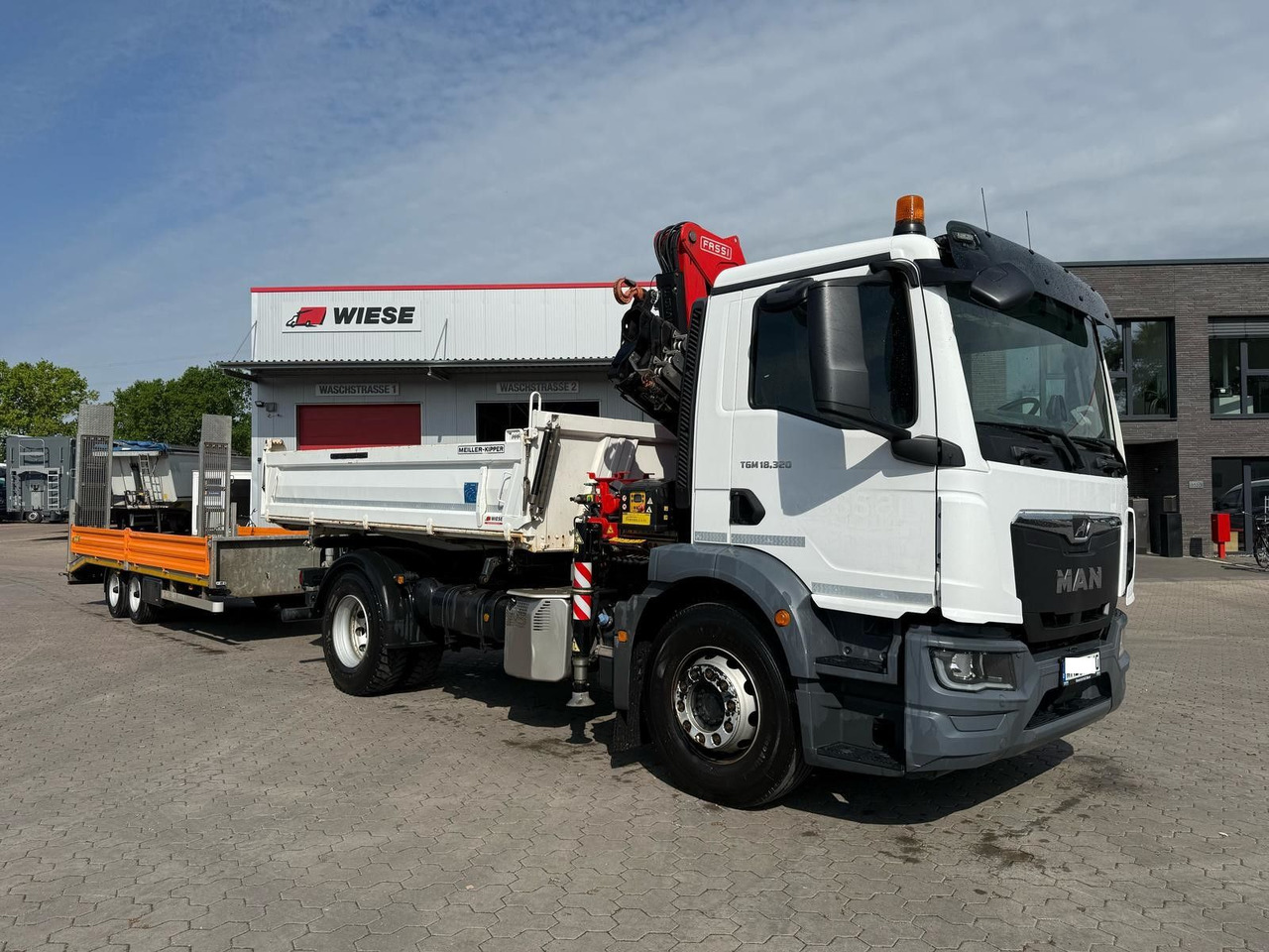 MAN TGM 18.320 4x2 BB mit Fassi F135 Kipper Kran - Самоскид вантажівка, Вантажівка з маніпулятором: фото 1 MAN TGM 18.320 4x2 BB mit Fassi F135 Kipper Kran - Самоскид вантажівка, Вантажівка з маніпулятором: фото 1