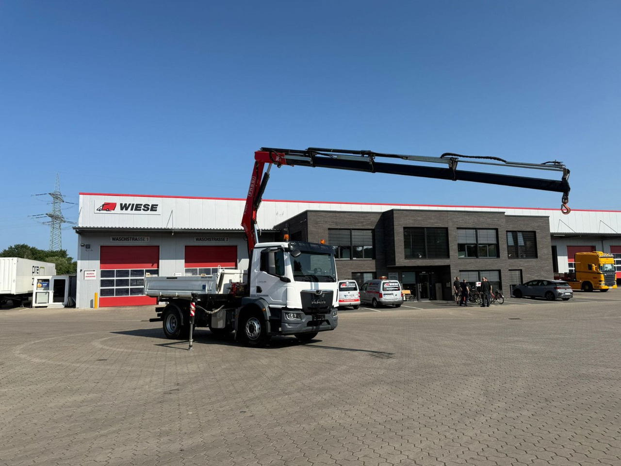 MAN TGM 18.320 4x2 BB mit Fassi F135 Kipper Kran - Самоскид вантажівка, Вантажівка з маніпулятором: фото 2 MAN TGM 18.320 4x2 BB mit Fassi F135 Kipper Kran - Самоскид вантажівка, Вантажівка з маніпулятором: фото 2