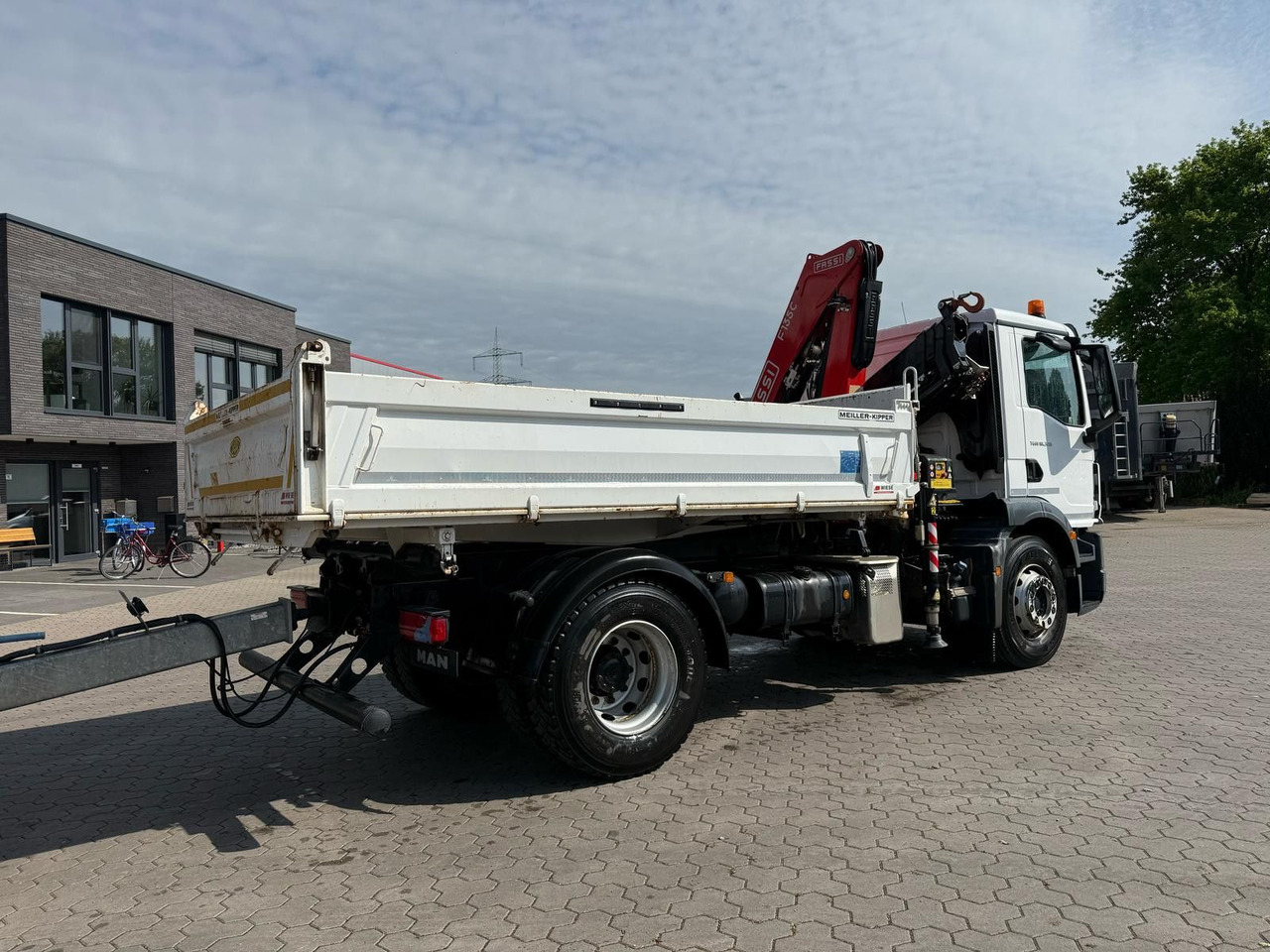 MAN TGM 18.320 4x2 BB mit Fassi F135 Kipper Kran - Самоскид вантажівка, Вантажівка з маніпулятором: фото 3 MAN TGM 18.320 4x2 BB mit Fassi F135 Kipper Kran - Самоскид вантажівка, Вантажівка з маніпулятором: фото 3