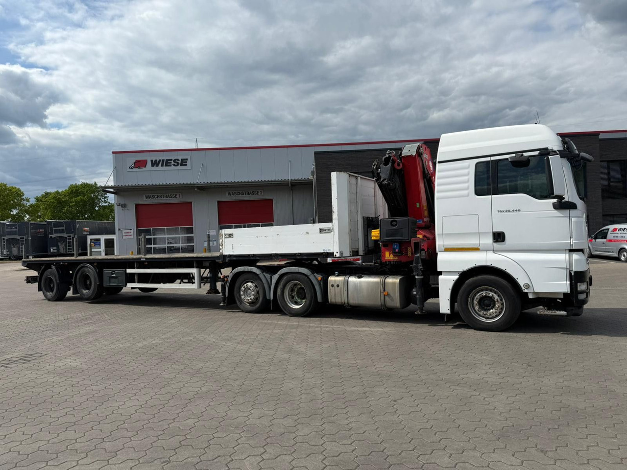 MAN TGX 26.440 6x2 mit HMF 3000-5 Kran TÜV NEU в лізинг MAN TGX 26.440 6x2 mit HMF 3000-5 Kran TÜV NEU: фото 9