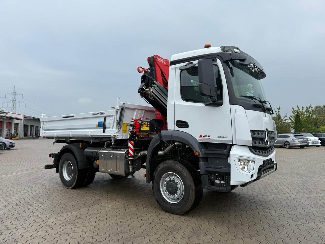 Mercedes-Benz Arocs 1835 4x2 Meiller Fassi F135 Kran Kipper - Вантажівка з маніпулятором: фото 2 Mercedes-Benz Arocs 1835 4x2 Meiller Fassi F135 Kran Kipper - Вантажівка з маніпулятором: фото 2
