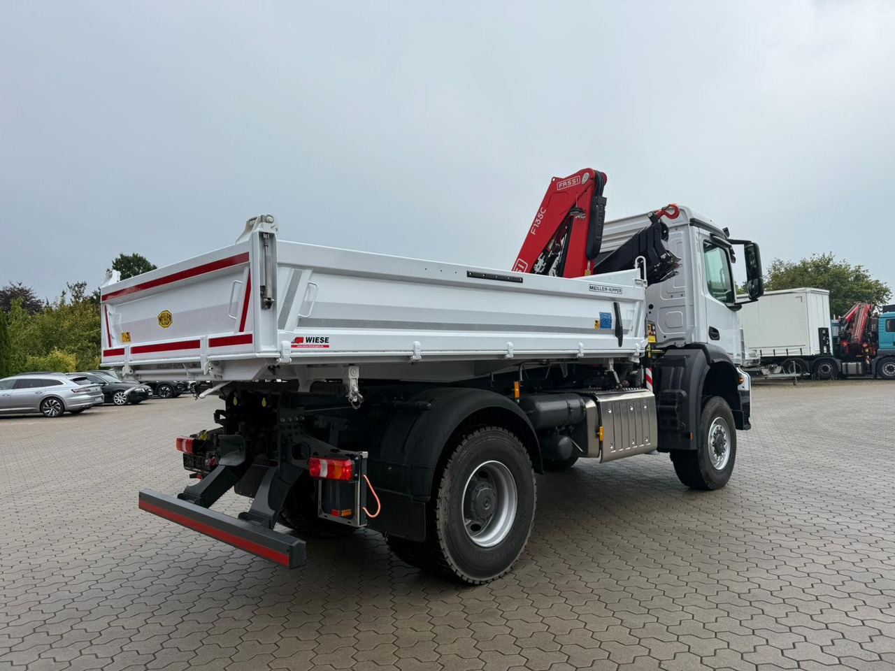 Mercedes-Benz Arocs 1835 4x2 Meiller Fassi F135 Kran Kipper - Вантажівка з маніпулятором: фото 3 Mercedes-Benz Arocs 1835 4x2 Meiller Fassi F135 Kran Kipper - Вантажівка з маніпулятором: фото 3