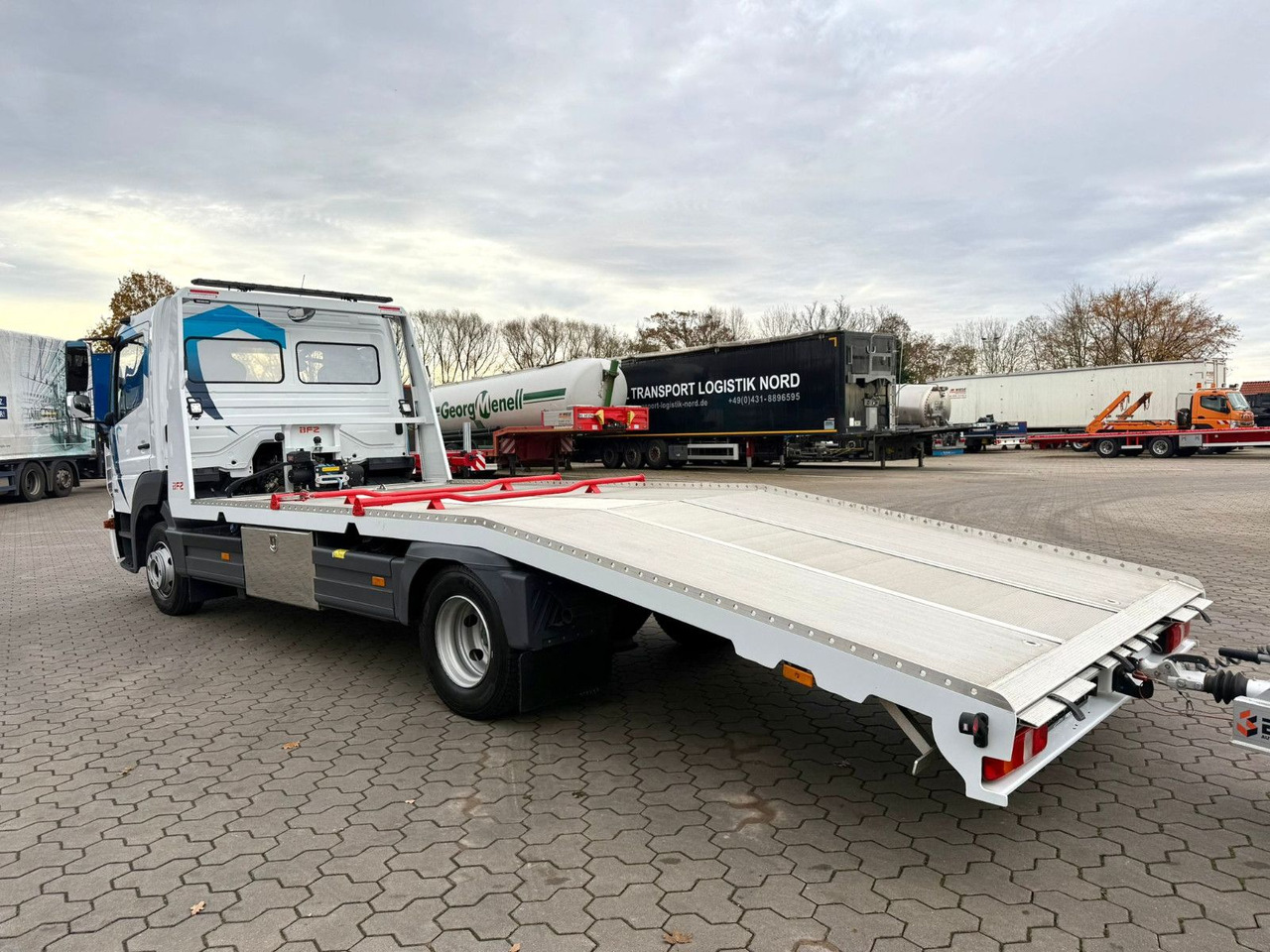 Mercedes-Benz Atego 918L Autotransporter mit BFZ Anhänger - Автовоз вантажівка: фото 5 Mercedes-Benz Atego 918L Autotransporter mit BFZ Anhänger - Автовоз вантажівка: фото 5