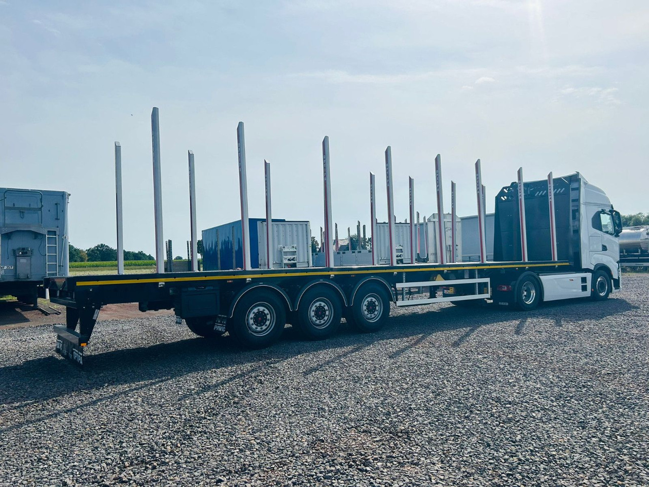 PAVIC PRSH27 Plateau Rungen Schnellwechselsystem - Напівпричіп лісовоз: фото 4 PAVIC PRSH27 Plateau Rungen Schnellwechselsystem - Напівпричіп лісовоз: фото 4