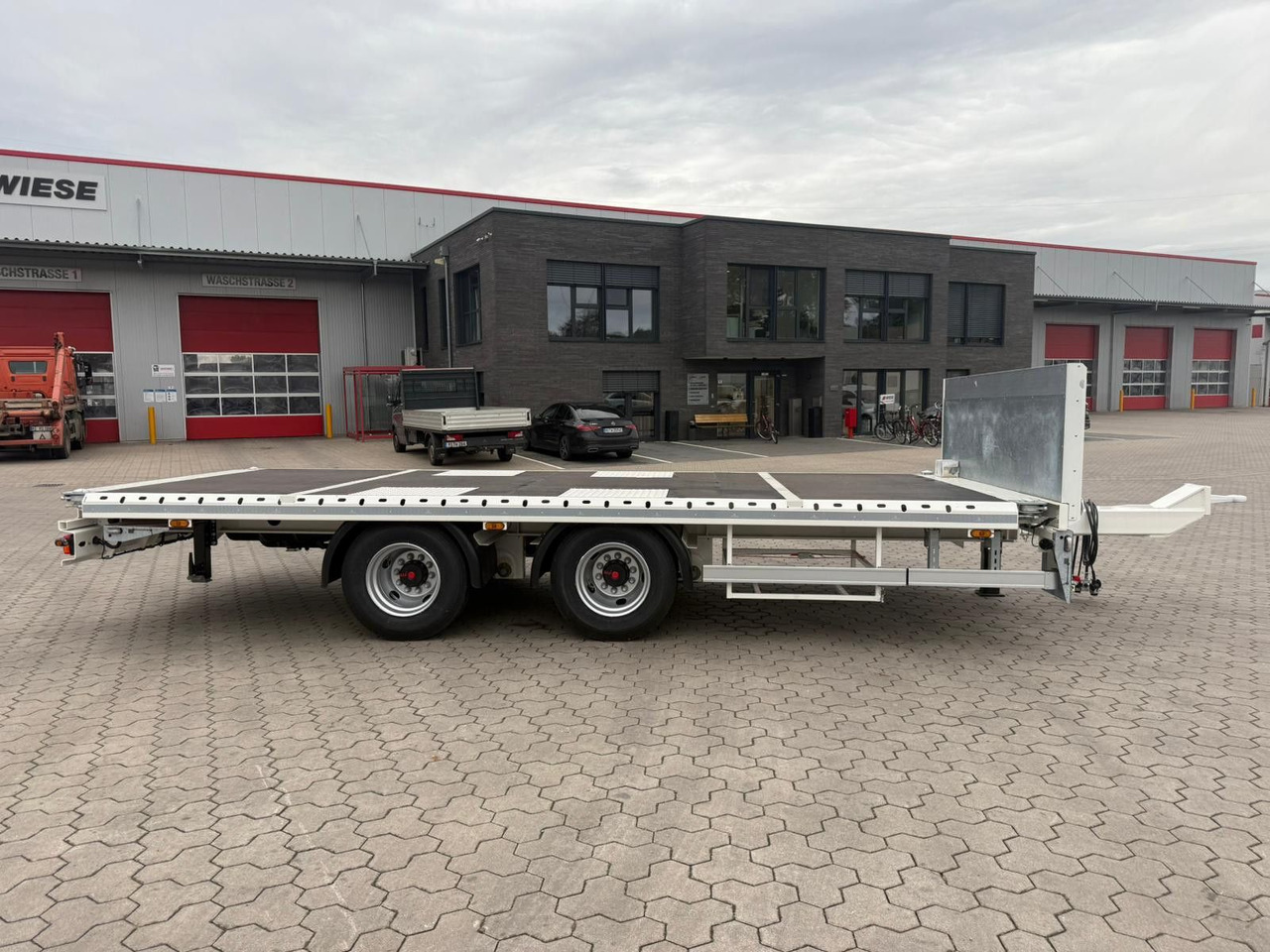 Tandemanhänger Plattform - Бортовий причіп/ Платформа: фото 3 Tandemanhänger Plattform - Бортовий причіп/ Платформа: фото 3