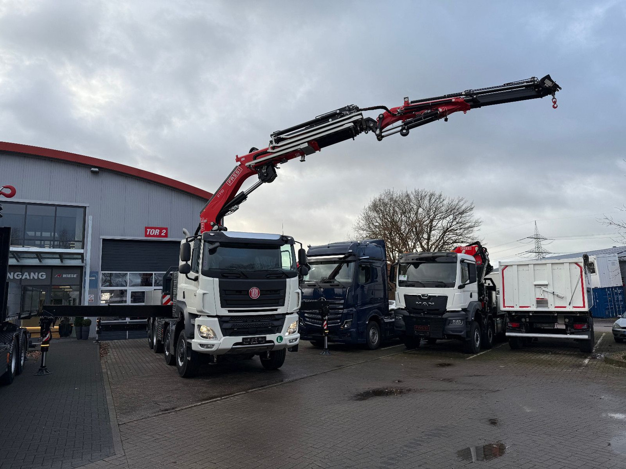 Tatra 41.500 8x8 Phoenix Fassi F710 Kran - Бортова вантажівка/ Платформа, Вантажівка з маніпулятором: фото 3 Tatra 41.500 8x8 Phoenix Fassi F710 Kran - Бортова вантажівка/ Платформа, Вантажівка з маніпулятором: фото 3