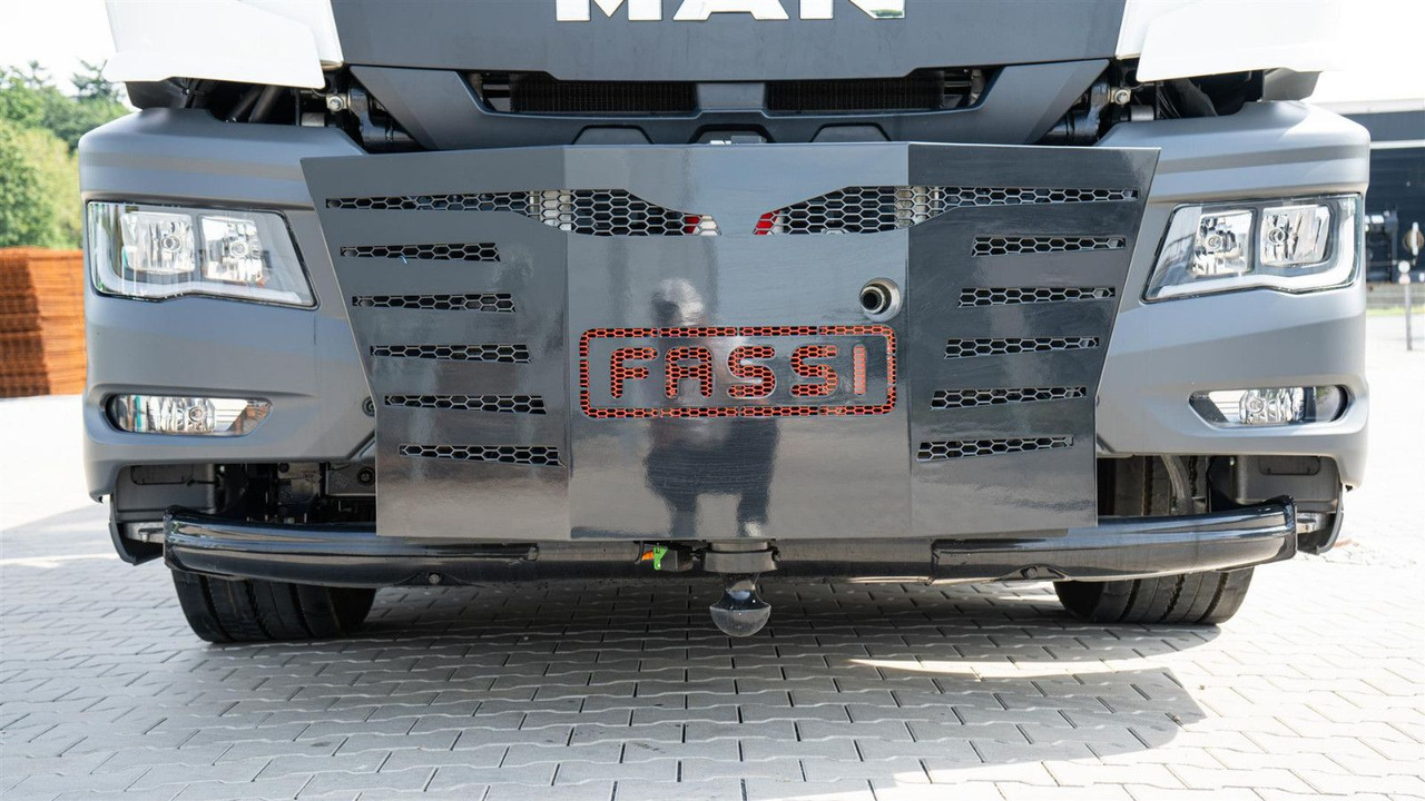 MAN 35.470 8x2 Kran F710 RA2.26 - Вантажівка, Вантажівка з маніпулятором: фото 2 MAN 35.470 8x2 Kran F710 RA2.26 - Вантажівка, Вантажівка з маніпулятором: фото 2