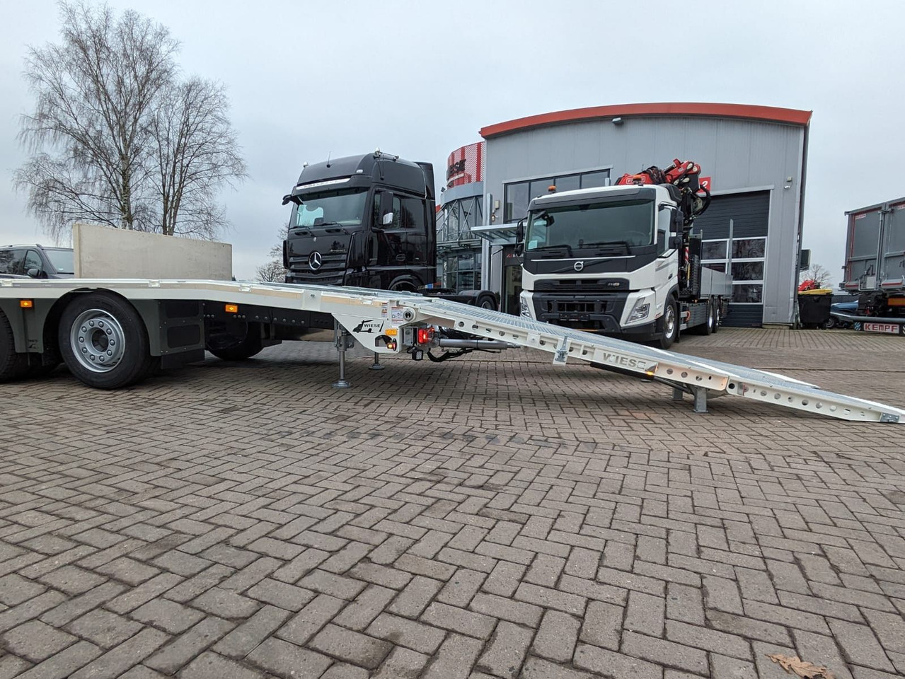 Volvo FH 420 Maschinentransporter Rampennen. - Евакуатор: фото 3 Volvo FH 420 Maschinentransporter Rampennen. - Евакуатор: фото 3