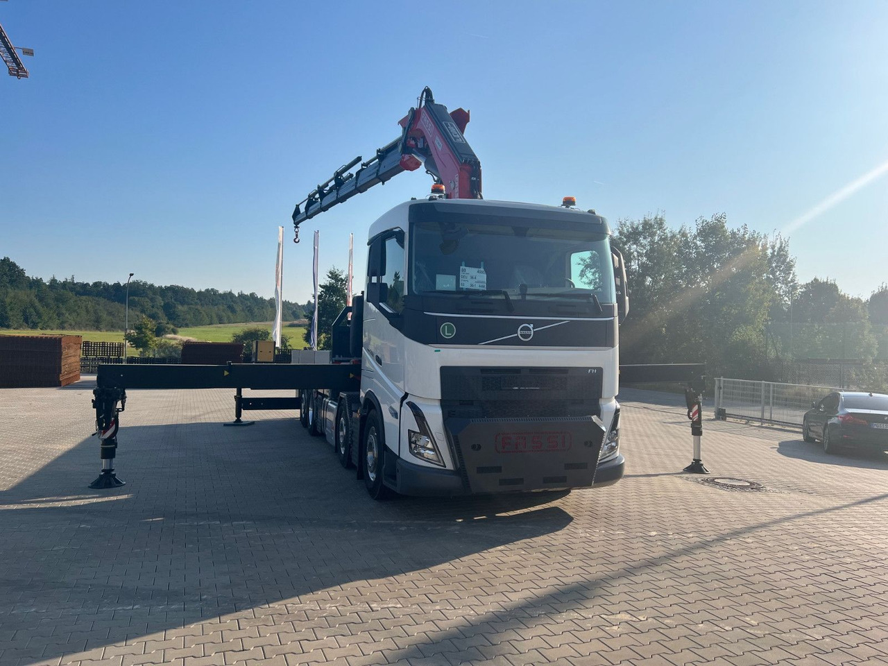 Volvo FH 500 8x2 Kran F710 RA2.26 - Бортова вантажівка/ Платформа, Вантажівка з маніпулятором: фото 2 Volvo FH 500 8x2 Kran F710 RA2.26 - Бортова вантажівка/ Платформа, Вантажівка з маніпулятором: фото 2