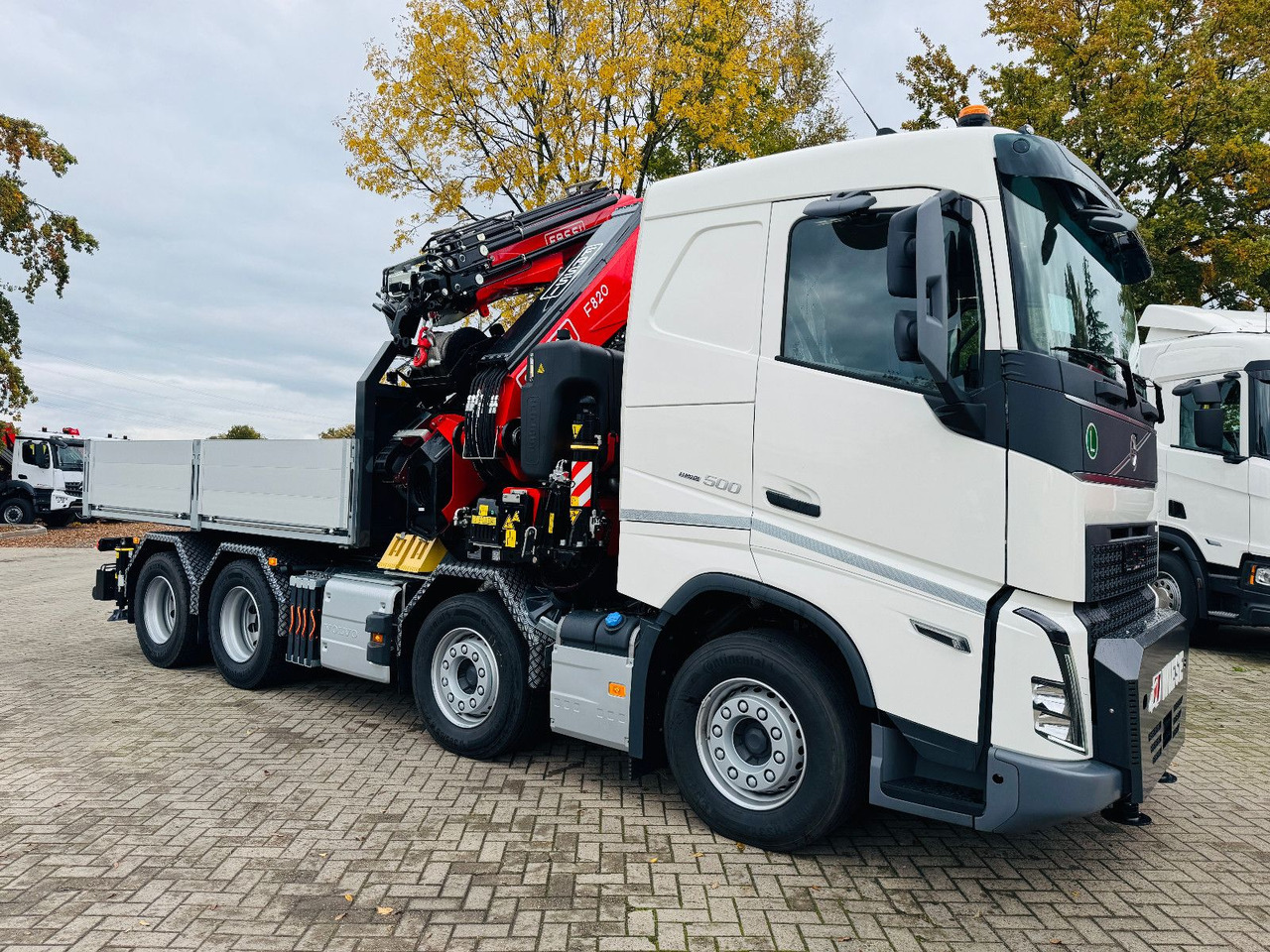 Volvo FH 500 8x4 Kran F820 RA2.27 Jib & Winde Sofort - Бортова вантажівка/ Платформа, Вантажівка з маніпулятором: фото 5 Volvo FH 500 8x4 Kran F820 RA2.27 Jib & Winde Sofort - Бортова вантажівка/ Платформа, Вантажівка з маніпулятором: фото 5
