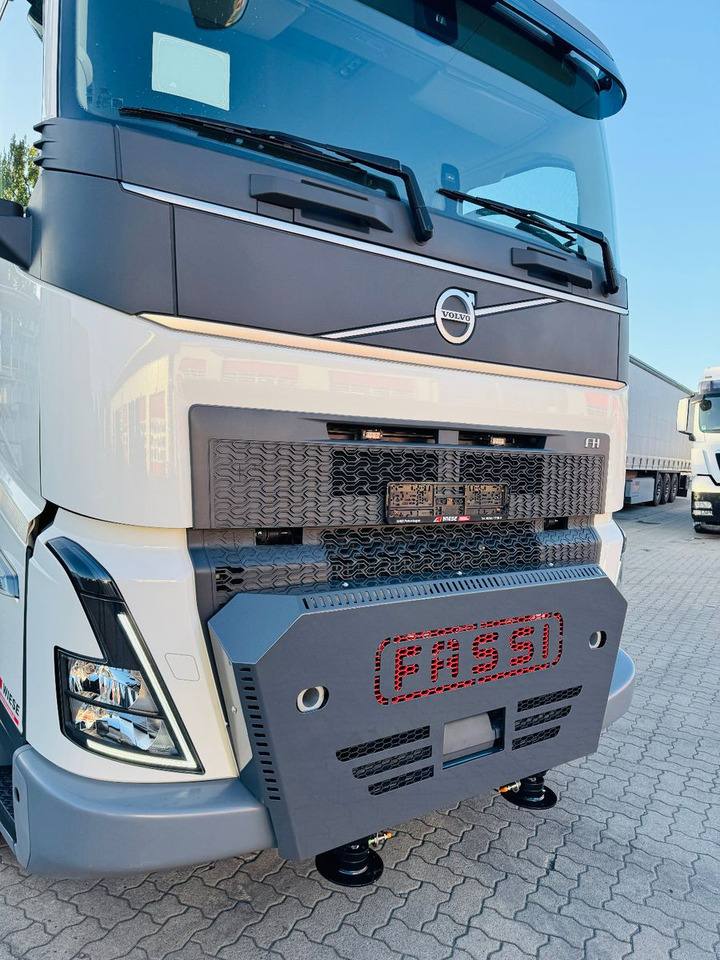 Volvo FH500 6x2 mit Fassi F545 2.27 JIB Winde sofort - Бортова вантажівка/ Платформа, Вантажівка з маніпулятором: фото 2 Volvo FH500 6x2 mit Fassi F545 2.27 JIB Winde sofort - Бортова вантажівка/ Платформа, Вантажівка з маніпулятором: фото 2