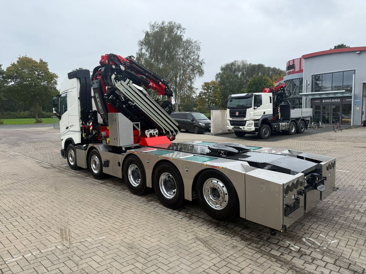 Volvo FH540 10x4 mit F1150 Ladekran, Sattelzugmaschine - Бортова вантажівка/ Платформа, Вантажівка з маніпулятором: фото 3 Volvo FH540 10x4 mit F1150 Ladekran, Sattelzugmaschine - Бортова вантажівка/ Платформа, Вантажівка з маніпулятором: фото 3