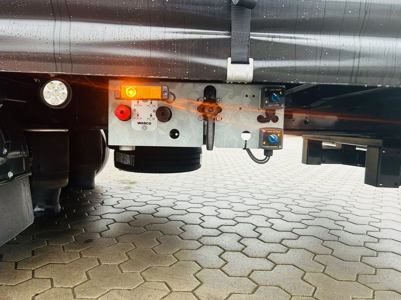 Wiese Gabelstaplertransporter Mega mit Rampen - Низькорамна платформа напівпричіп: фото 5 Wiese Gabelstaplertransporter Mega mit Rampen - Низькорамна платформа напівпричіп: фото 5